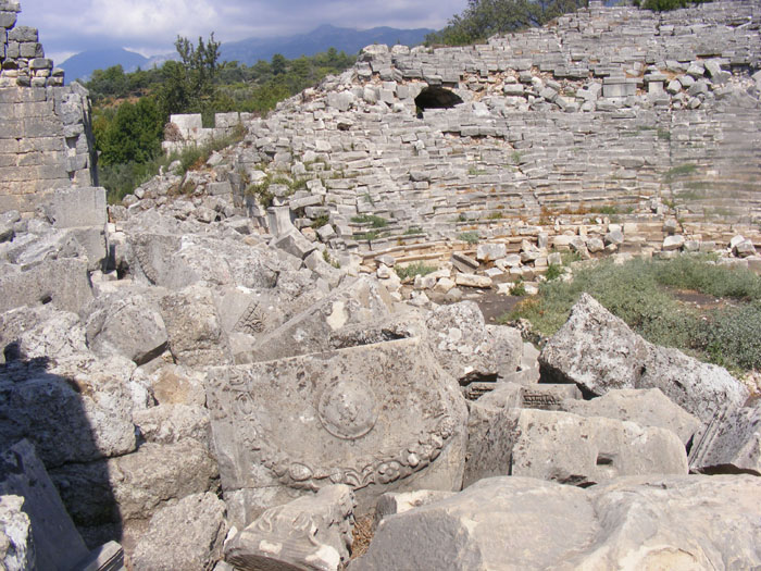 Tlos017.jpg