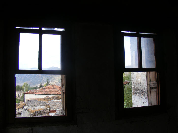 ghost_village017.jpg